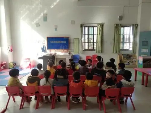 将口罩拉至下巴处是错误习惯，如何正确佩戴口罩？