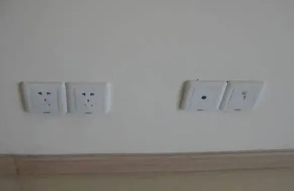 客厅插座一般需要离地多高呢?什么品牌的插座最好用?