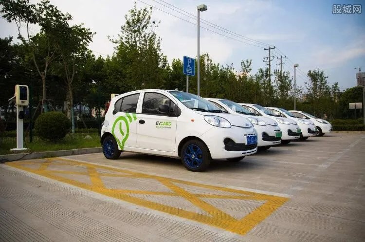 摩拜推出共享汽车 摩拜共享汽车怎么收费