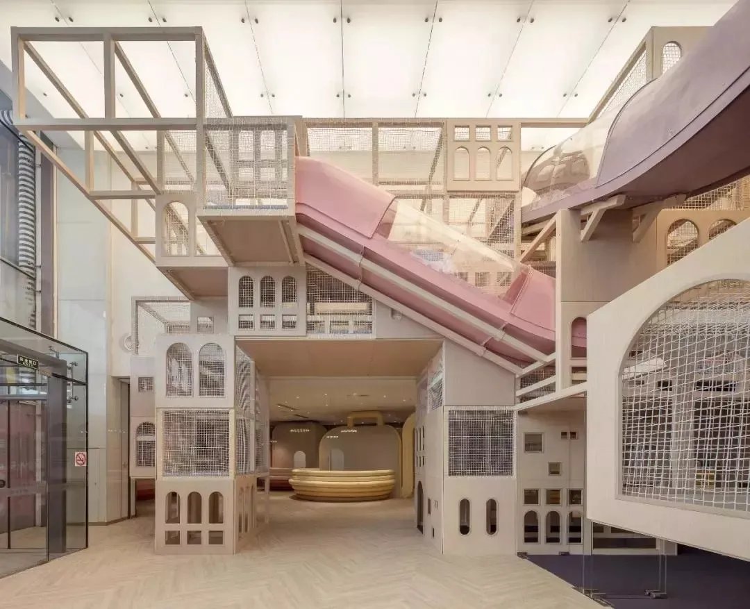 住逻辑X唯想国际共创梦幻”童话镇”——奈尔宝，亲子空间还能这么玩？