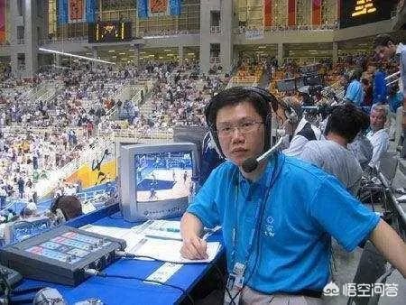 央视解说员洪钢解说英格兰淘汰哥伦比亚的比赛时,为什么在第115分钟就说比赛结束?