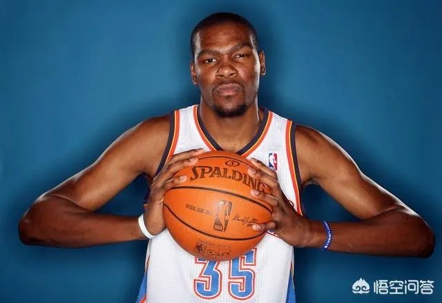 格林遭禁赛+罚款还没完,杜兰特和格林争吵后自言自语遭曝光令勇密心慌,你怎么看?