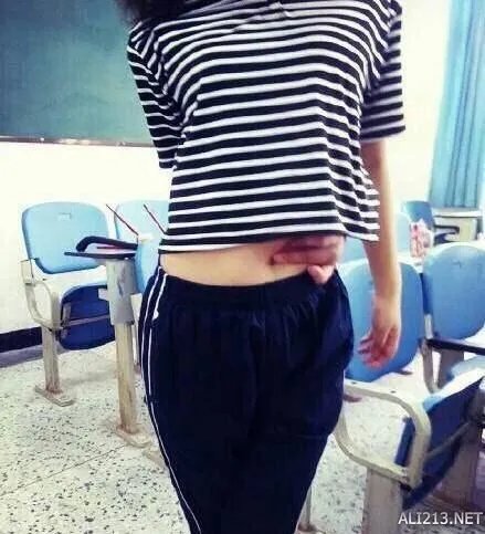 反手摸到肚脐眼就是好身材？一大波蛮腰福利来袭