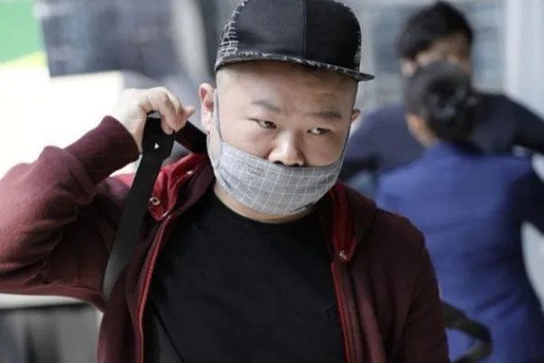 岳云鹏微博催更《极限挑战》，遭到了网友怎样的调侃？