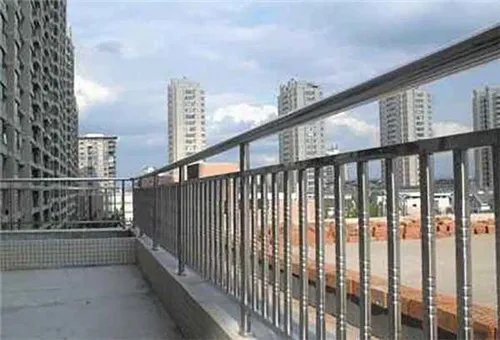 不锈钢护栏怎么固定