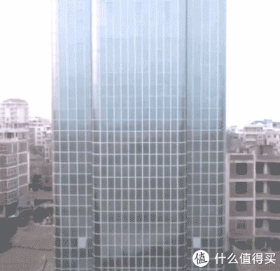 明星豪宅有啥好羡慕的，中国真正的千万豪宅都在农村！