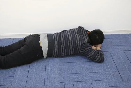 睡觉时身体突然抖一下的原因是什么