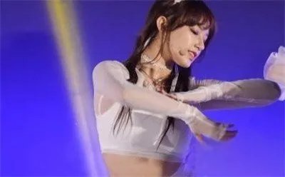 程潇胸多大尺寸 跳舞胸大到什么时候程度