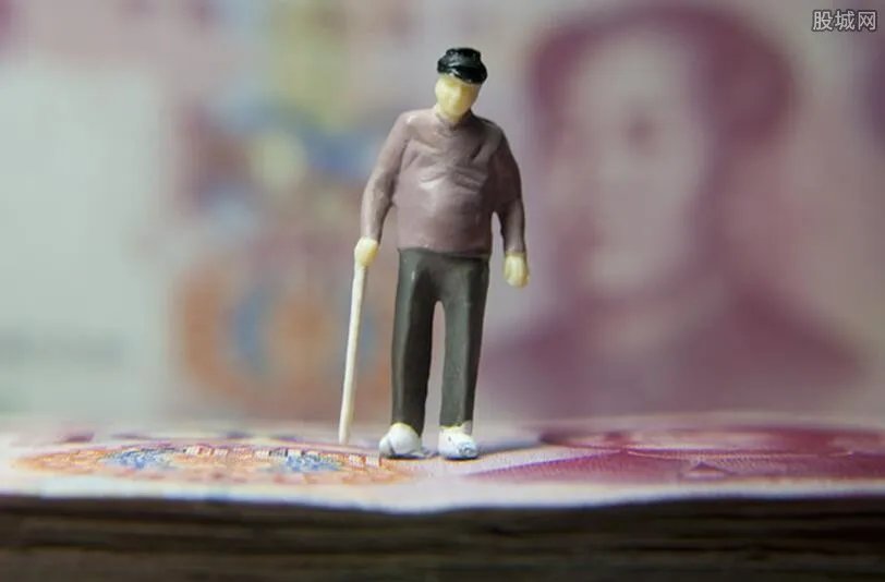 2020年农民退休金400元吗 主要看缴费档次