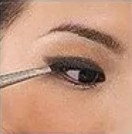 眼妆新手初学化妆教程？