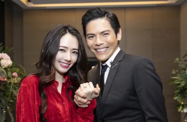 郭碧婷当男朋友面大聊初恋男友，男朋友为何吃醋却不以言表呢？