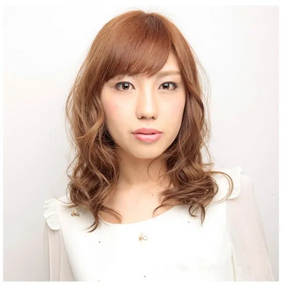 的人烫发适合什么发型 长脸适合的发型烫