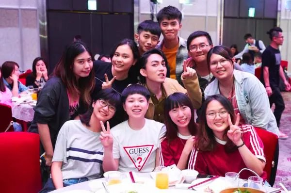 林宥嘉向谁兑现承诺？