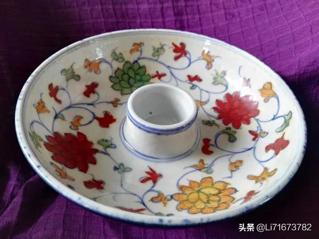 如何鉴定明嘉靖篮釉瓷？