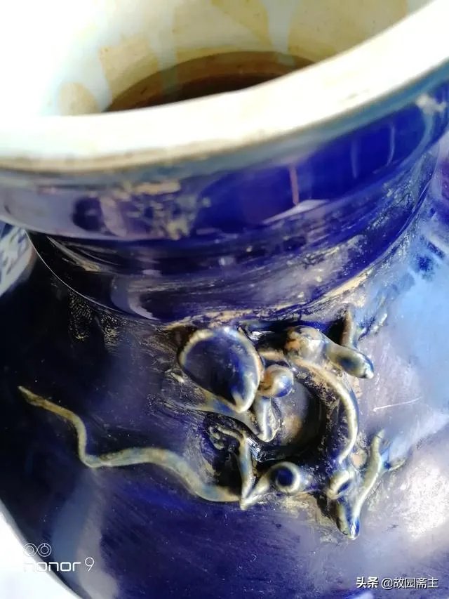 如何鉴定明嘉靖篮釉瓷？