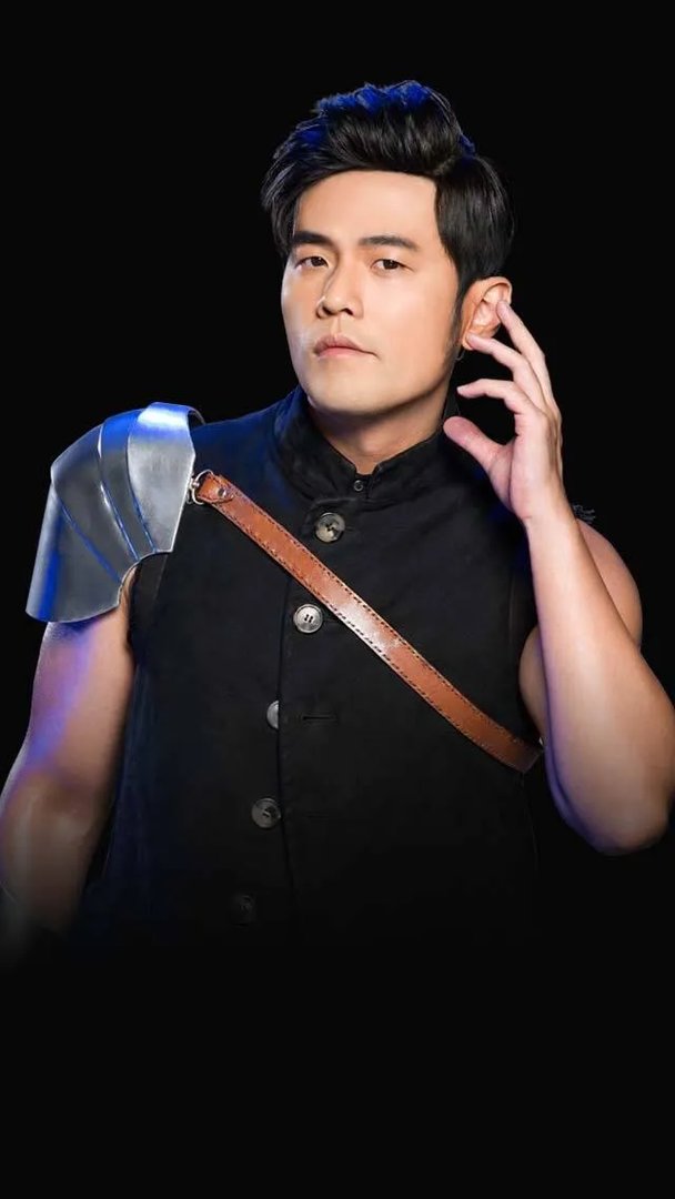 国字脸男士适合留什么发型?