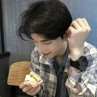 2020男生帅气潮流头像大全