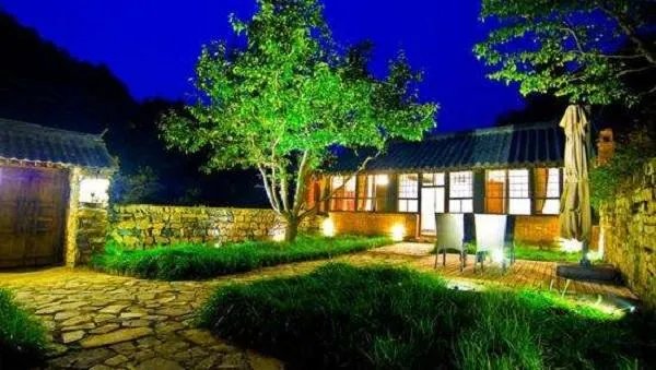 山里寒舍是什么意思？