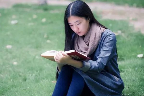 曾获得成语大会季军的美女选手王蕊，她究竟是何来历？