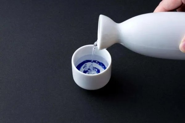 白酒股大跌，这会影响白酒的价格吗？