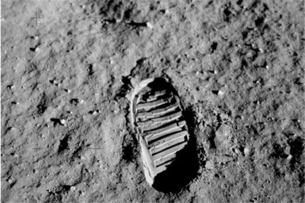 印度登月失败，为什么会遭到那么多嘲笑？