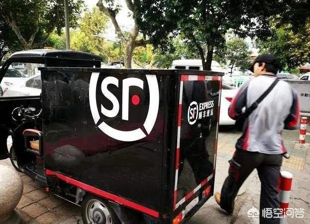 三大知名快递倒下,数万员工失业,刘强东的预言要成真吗,你怎么看?