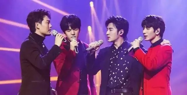 如何评价湖南卫视《歌手·当打之年》突围赛？你心中的排名是什么样的？